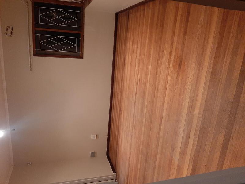 To Let 4 Bedroom Property for Rent in Goodwood Central Western Cape